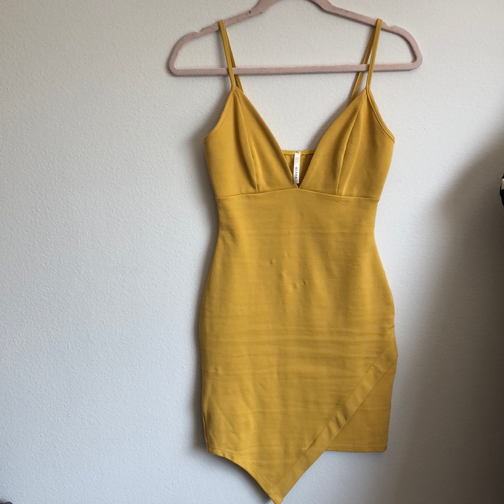 Mustard yellow Glare dress